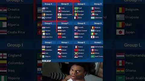 孙颖莎赛后与刘国梁携手复盘赛事